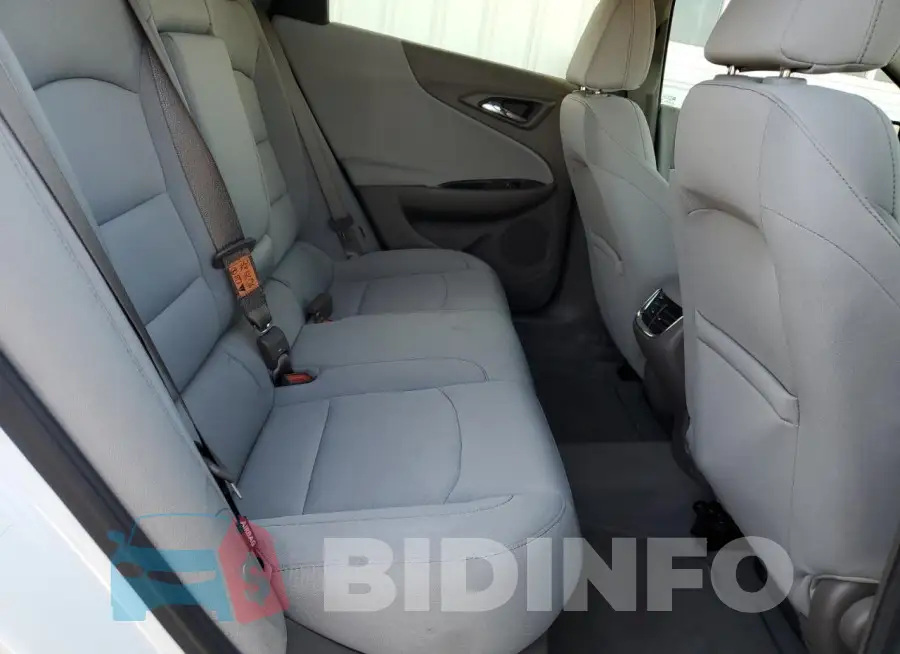 1G1ZD5ST4NF114547 Photo# 10