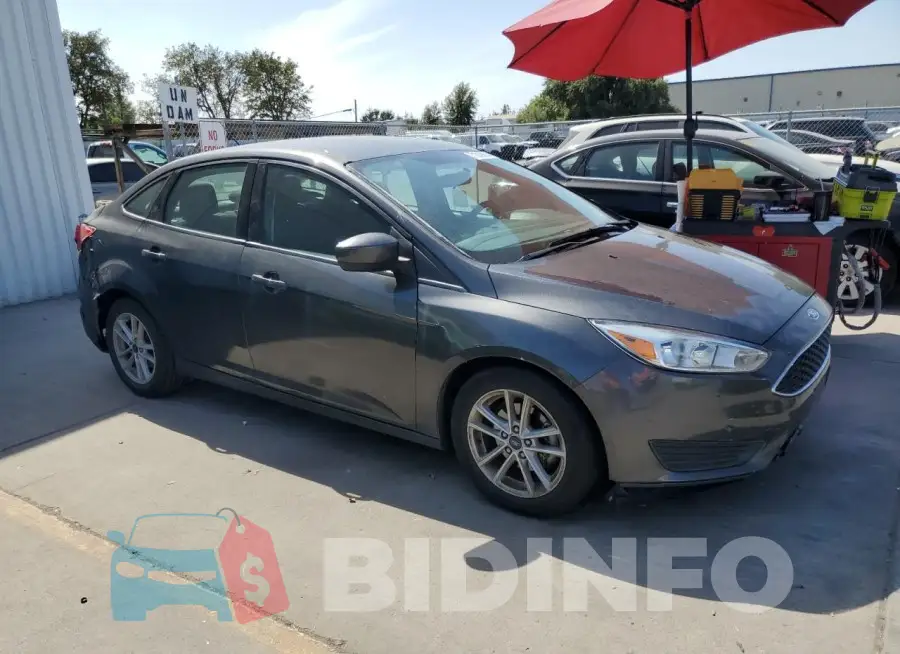 1FADP3FE7JL261147 Photo# 4