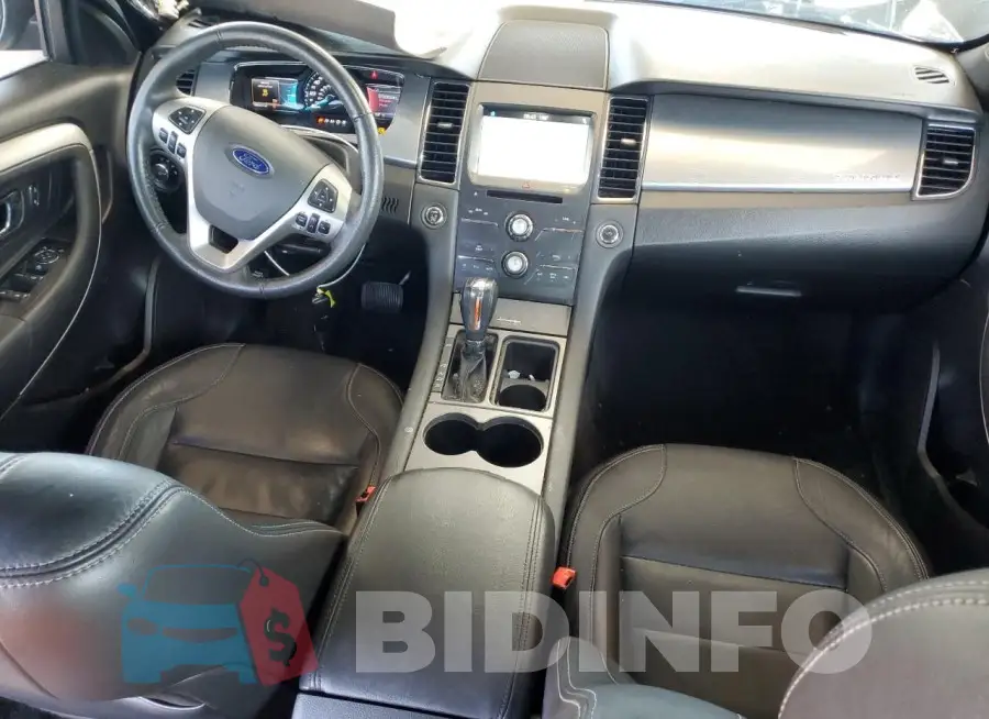 1FAHP2E88JG105067 Photo# 8