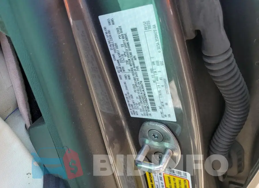 1FMCU9BZ6NUA36076 Photo# 13