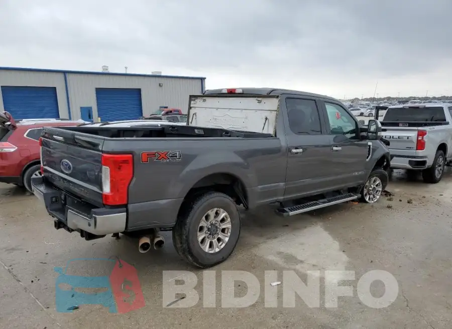 1FT7W2BT5HEF06857 Photo# 3