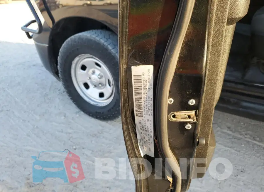 1C6RR7XT8LS138133 Photo# 12