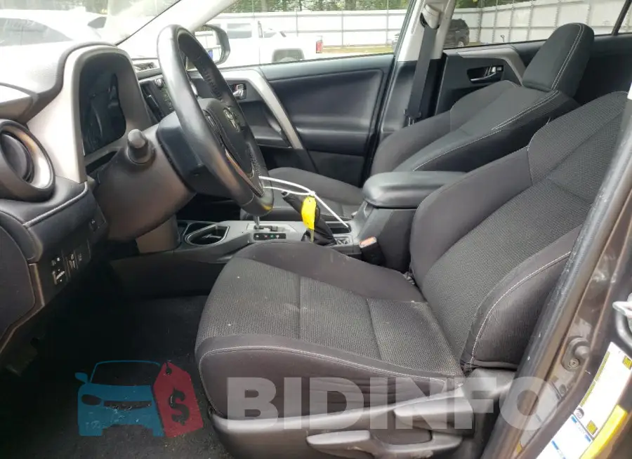 2T3RFREV8JW806096 Photo# 7