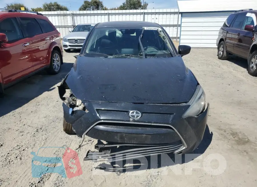 3MYDLBZV6GY129784 Photo# 5