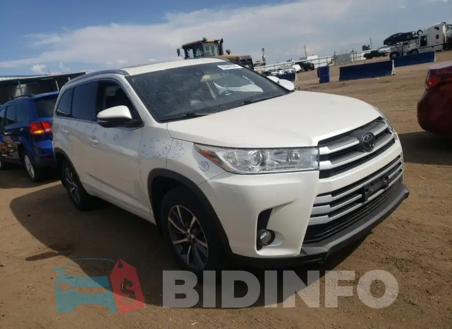 5TDJZRFHXJS558738 Photo# 4