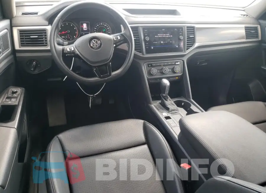 1V2WR2CA2KC610448 Photo# 8