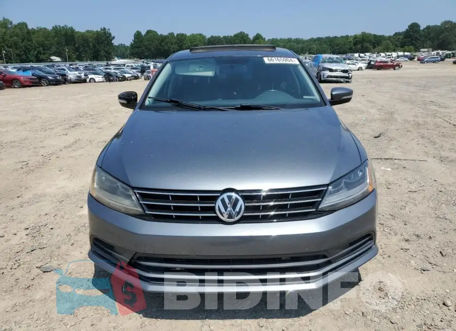 3VWDB7AJ3JM257757 Photo# 5