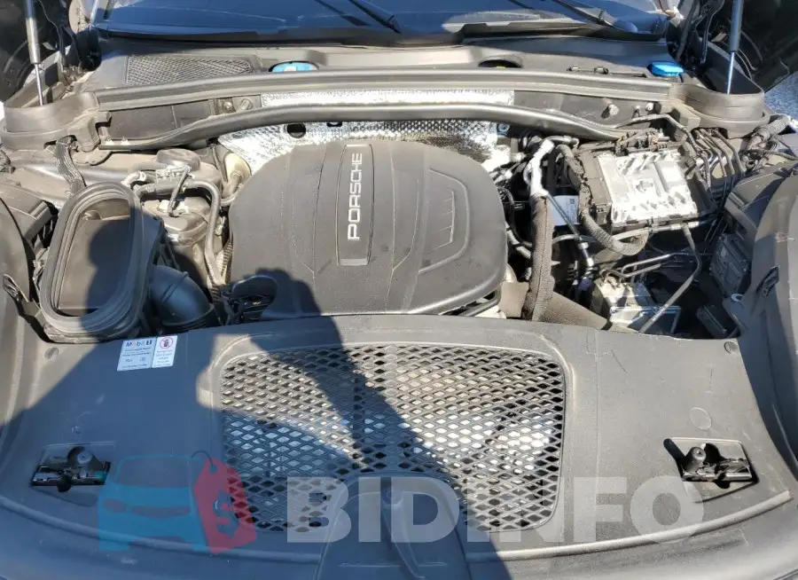WP1AA2A54MLB09247 Photo# 11