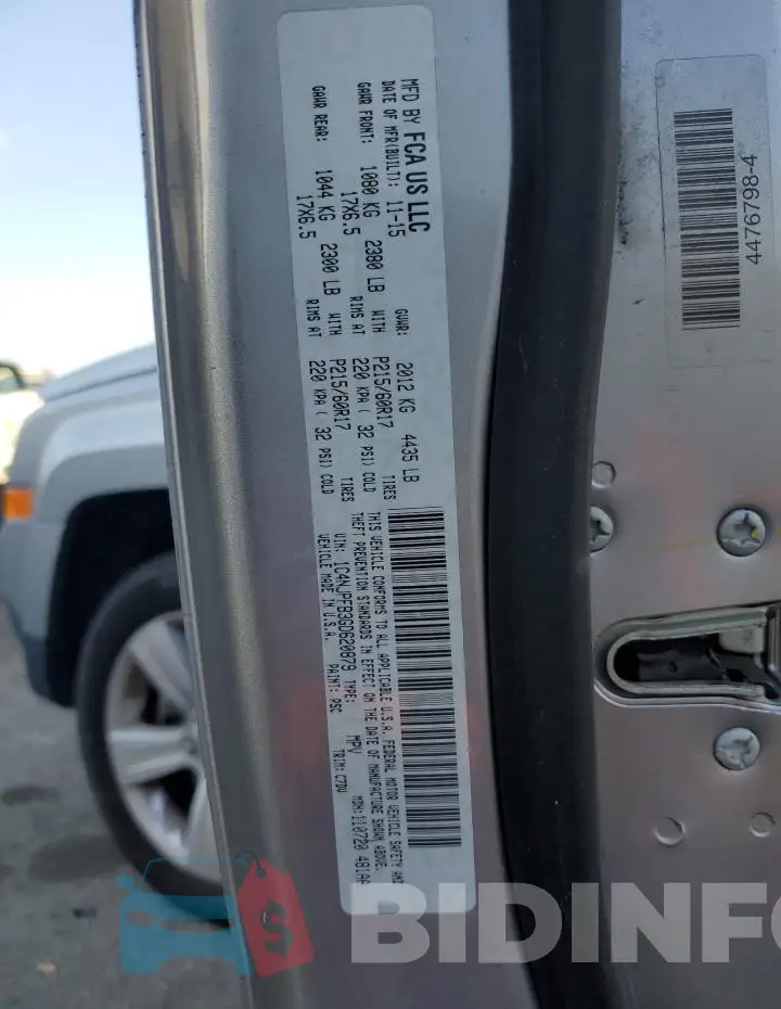 1C4NJPFB3GD620879 Photo# 13