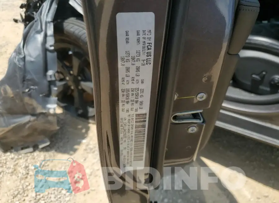 1C4PJLLB4KD296372 Photo# 13