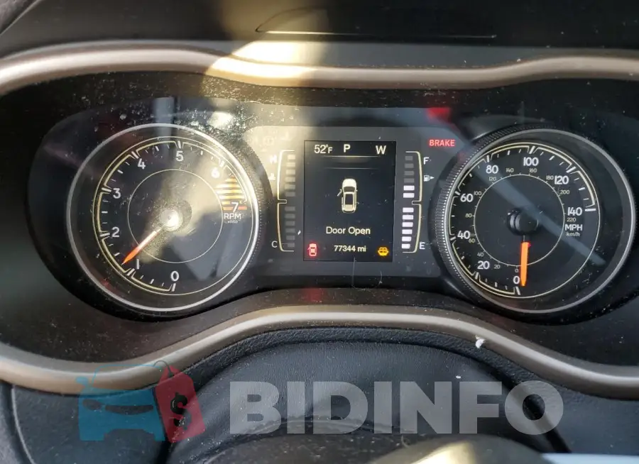 1C4PJMAB3HD227724 Photo# 9