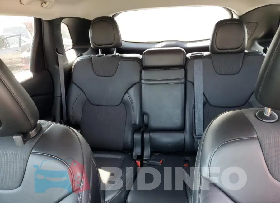 1C4PJMLX4JD618119 Photo# 10