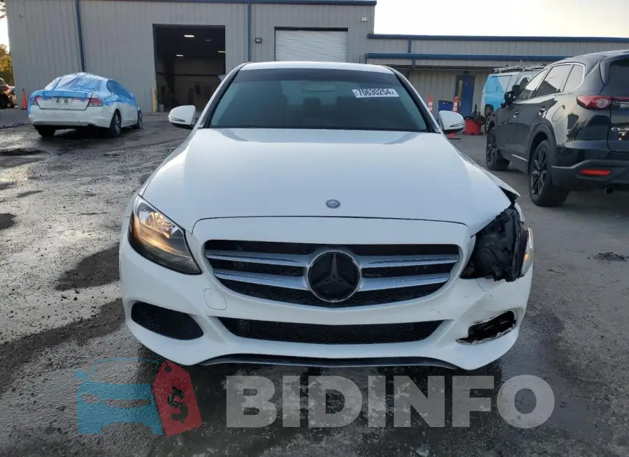 55SWF4JB8HU211183 Photo# 5