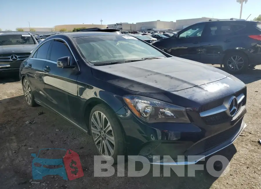 WDDSJ4EB7JN683879 Photo# 4