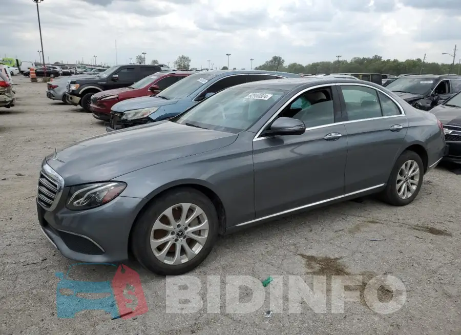 WDDZF8EB0LA731076 Photo# 1