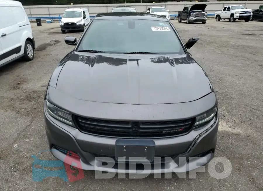 2C3CDXHG6FH814786 Photo# 5