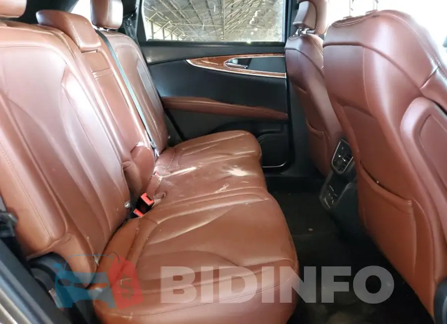 2LMPJ6LRXHBL39142 Photo# 10