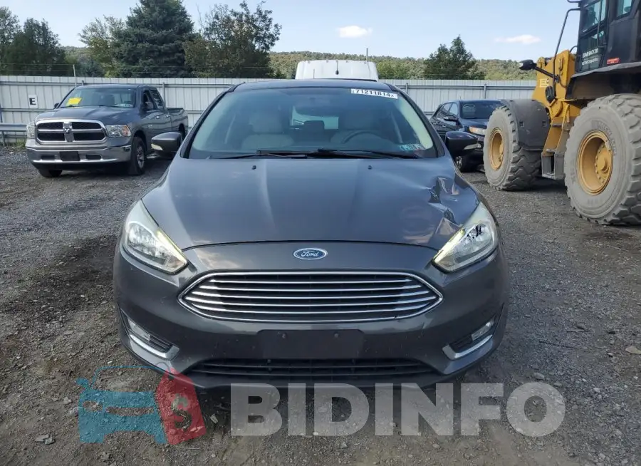 1FADP3N21GL252735 Photo# 5