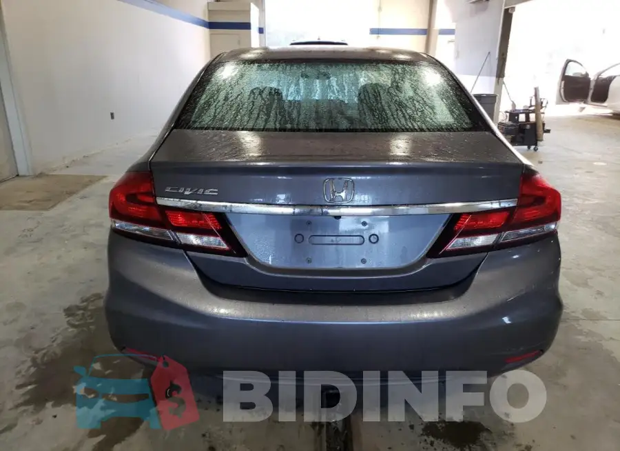 19XFB2F70FE026067 Photo# 6