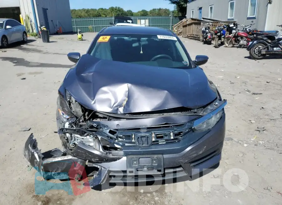 19XFC2F5XGE229593 Photo# 5