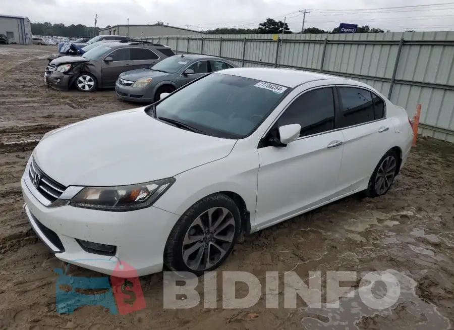 1HGCR2F50FA148610 Photo# 1