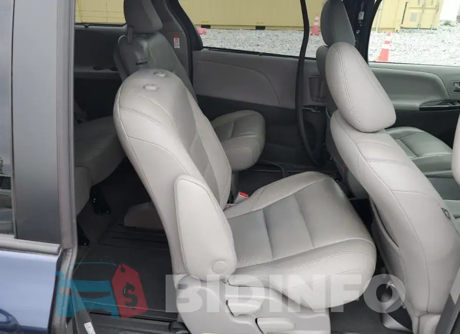 5TDYZ3DCXJS927858 Photo# 11