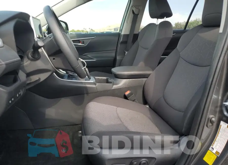 JTMW1RFV9PD112829 Photo# 7