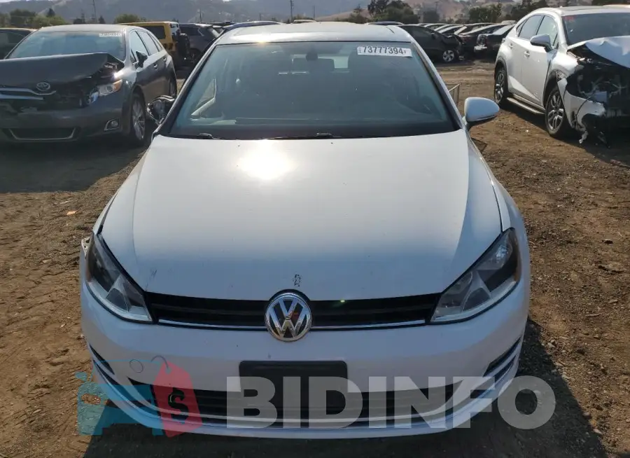 3VW2A7AU3FM084608 Photo# 5