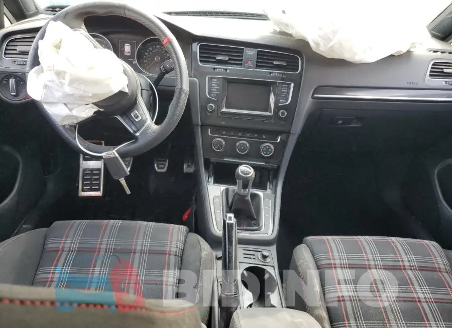3VW5T7AU4FM043346 Photo# 8