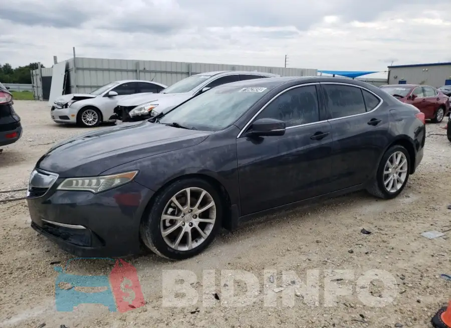 19UUB2F50FA021574 Photo# 1