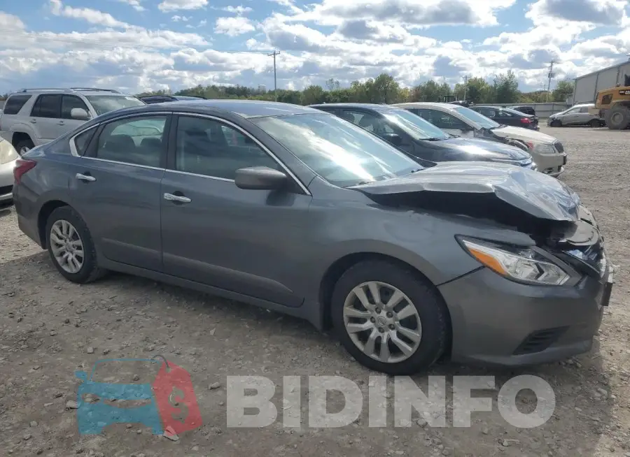 1N4AL3AP3JC273917 Photo# 4