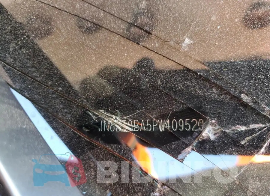 JN8BT3BA5PW409520 Photo# 14