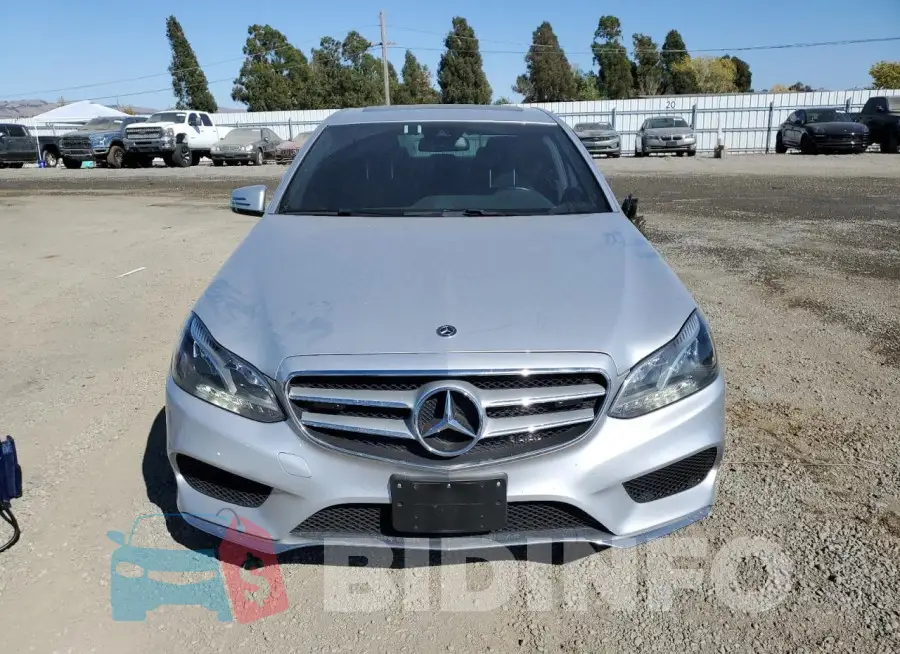 WDDHF5KB7GB311264 Photo# 5