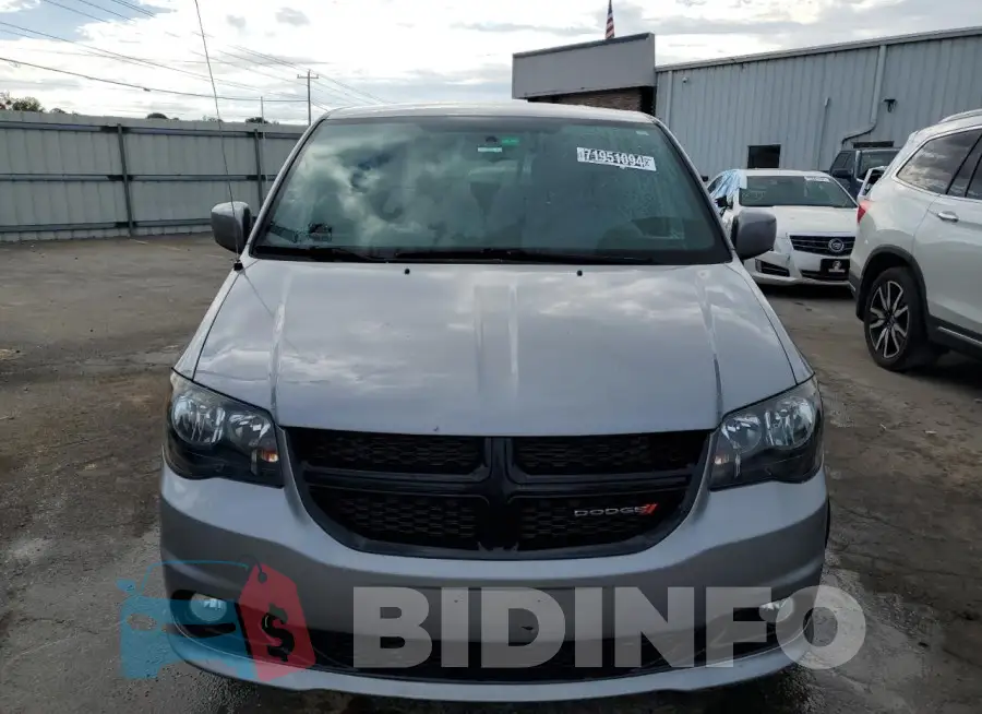 2C4RDGCGXGR357828 Photo# 5