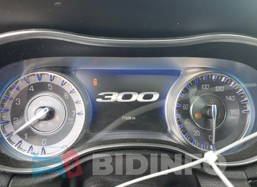 2C3CCABT4MH583082 Photo# 9