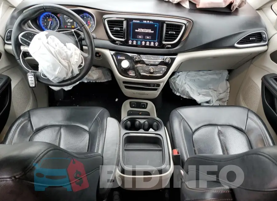 2C4RC1BG8JR169205 Photo# 8