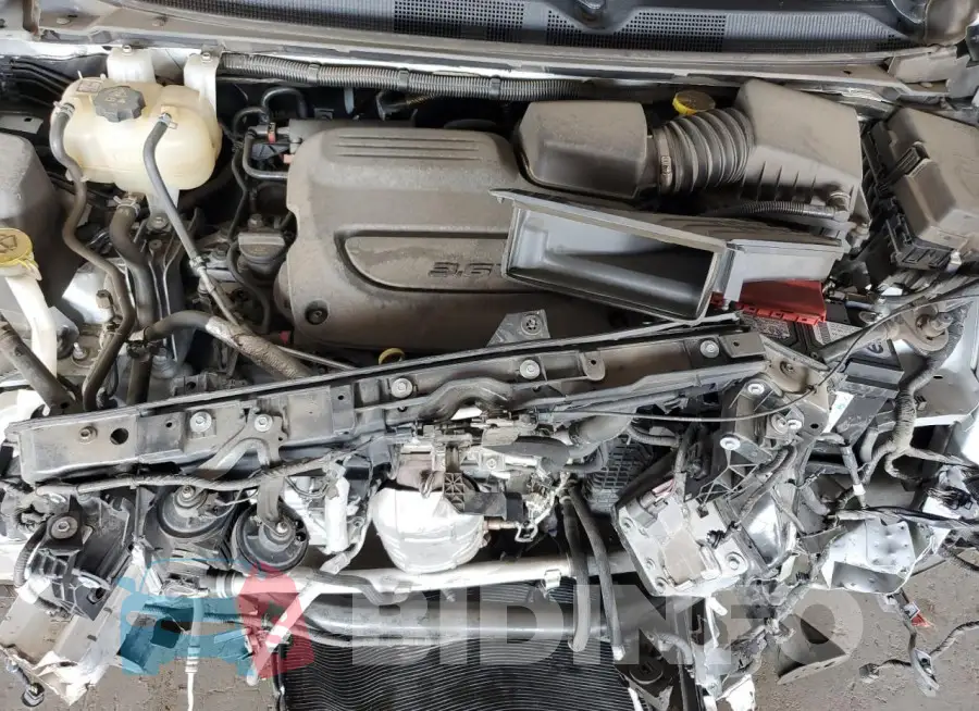 2C4RC1EGXKR559722 Photo# 12