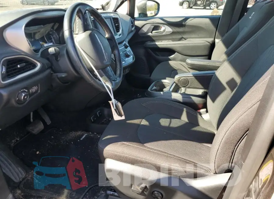 2C4RC1FGXLR149440 Photo# 7