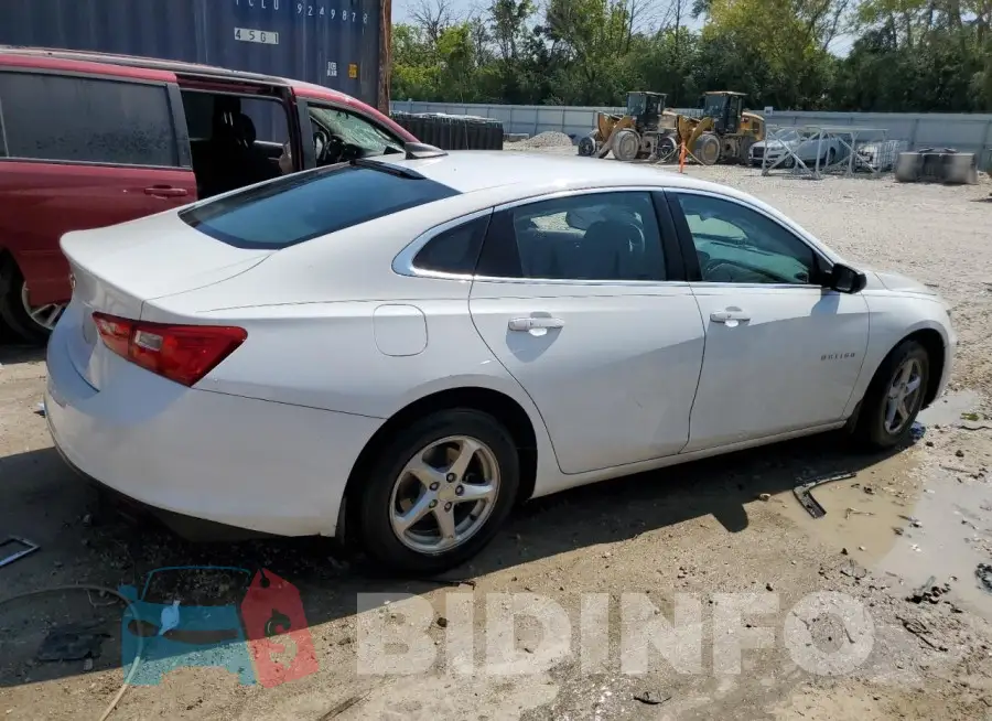 1G1ZB5ST1HF155776 Photo# 3