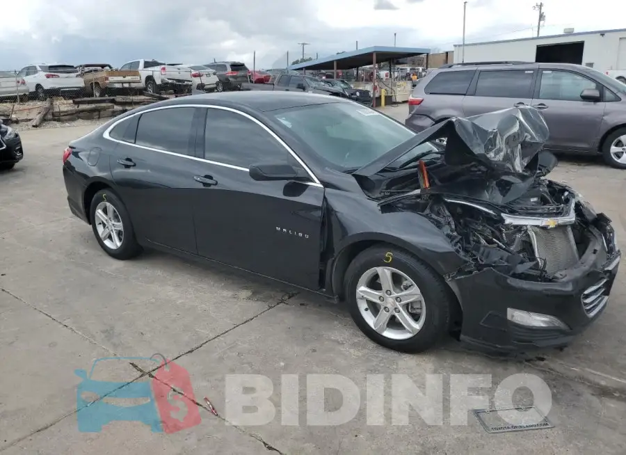 1G1ZB5ST3NF191741 Photo# 4