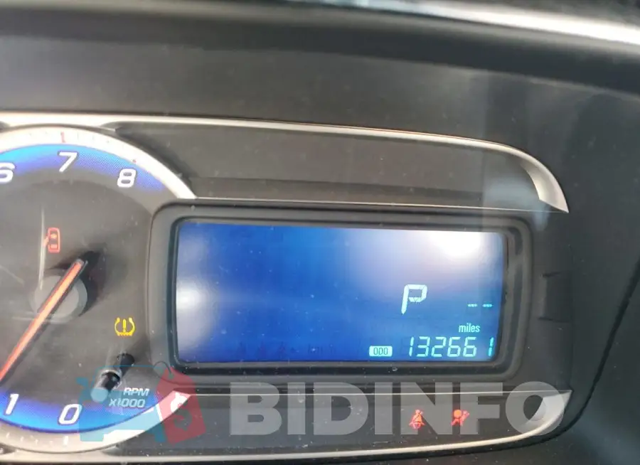 3GNCJLSB9GL278832 Photo# 9