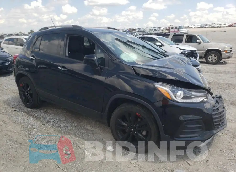 3GNCJLSB9LL172682 Photo# 4