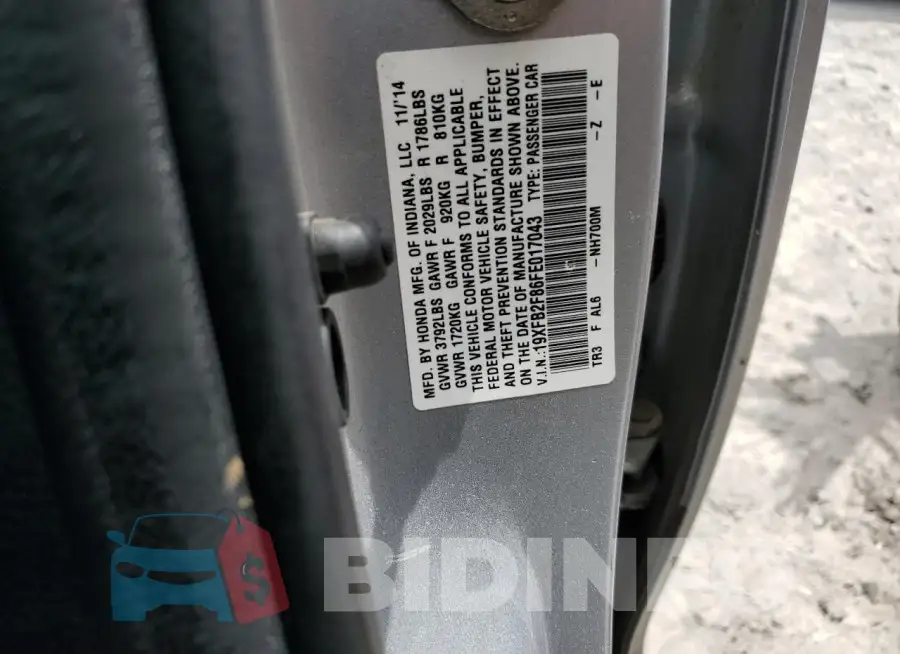 19XFB2F86FE017043 Photo# 13
