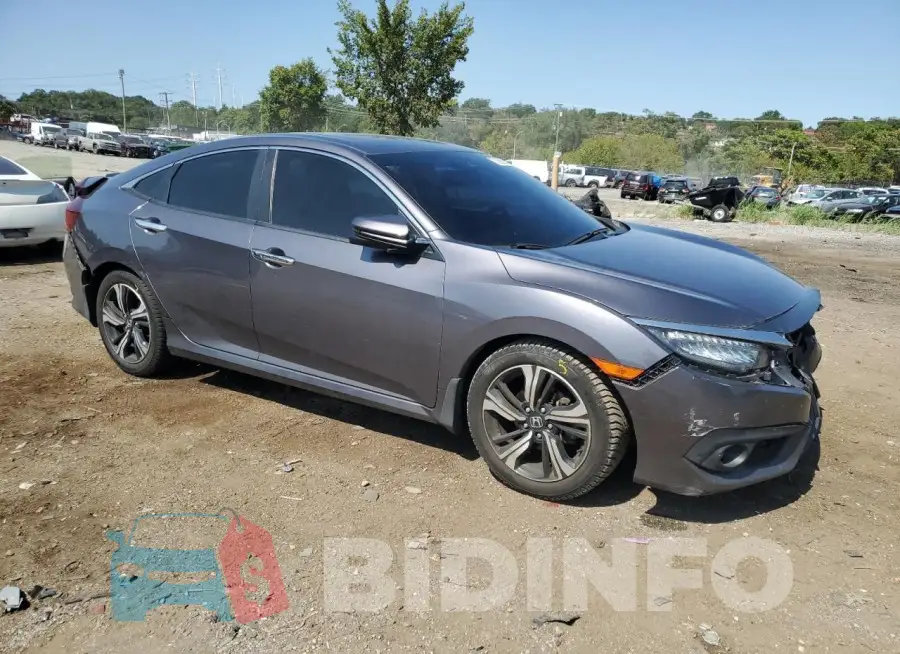 19XFC1F97HE203693 Photo# 4