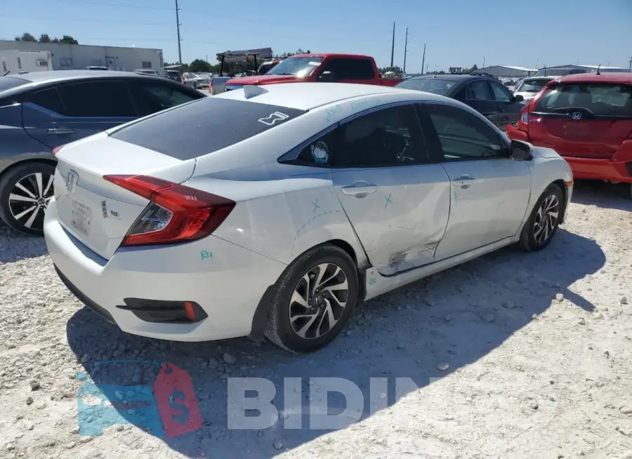 19XFC2F84HE036528 Photo# 3