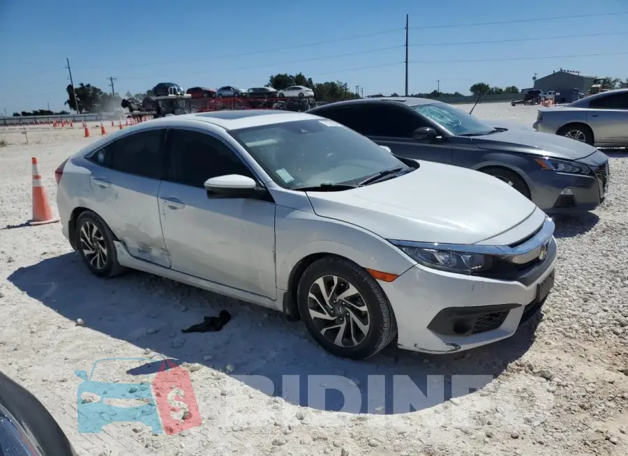 19XFC2F84HE036528 Photo# 4