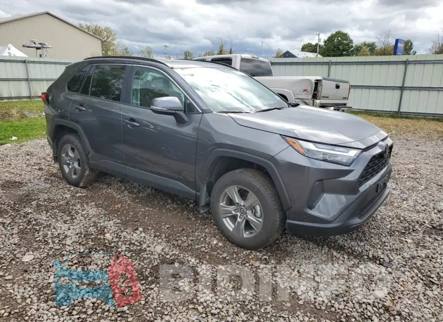 2T3P1RFV3PC390179 Photo# 4