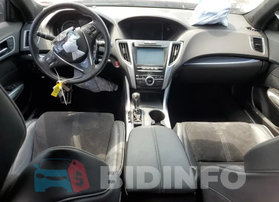 19UUB1F65KA003293 Photo# 8