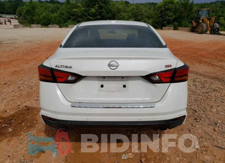 1N4BL4CV8PN353782 Photo# 6