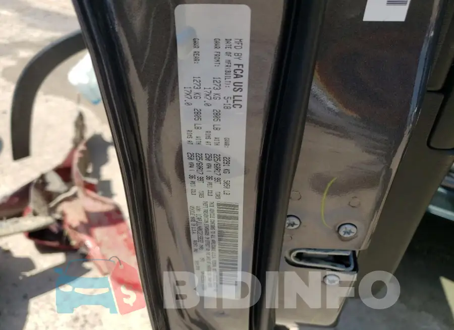 1C4PJLLN0KD215832 Photo# 13